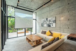 C La Villa Modern 4br Villa Canggu Beach 5mins
