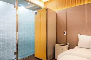 Heo & Jang Hanok Hotel