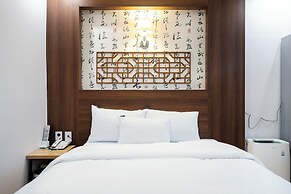 Heo & Jang Hanok Hotel