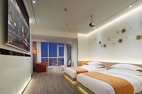 m58 Sky Sunset Hotel