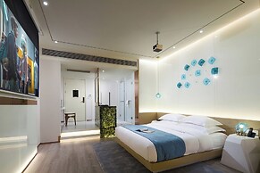 m58 Sky Sunset Hotel