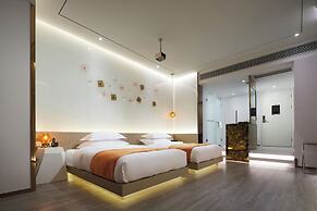 m58 Sky Sunset Hotel