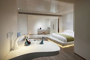 m58 Sky Sunset Hotel