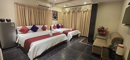 HOTEL KCR GRAND