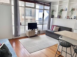 Bondi Beach Hub-beachside Escape