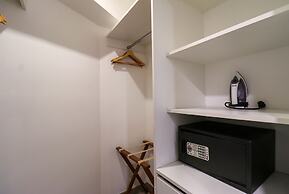 w Glorious 2BR w Balcony in San Isidro