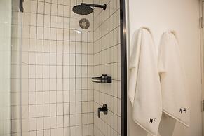 w Phenomenal 1BR w Balcony in Barranco