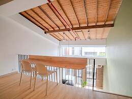 w Stylish Duplex in Laureles
