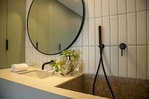 w Atonishing 1BR With Terrace in Barranco