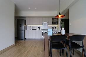 w Spectacular 2BR With Balcony in Miraflores
