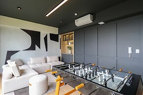 w Spectacular 2BR With Balcony in Miraflores