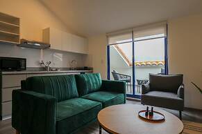 w Stunpedous 2BR w Perfect Balcony in Cusco