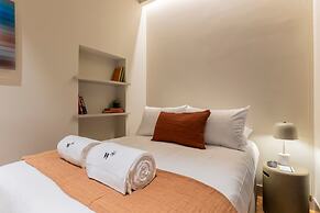 w Amazing Loft at Palacio Real