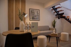 w Impressive 1BR w Terrace in Miraflores