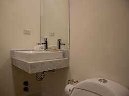 w Gorgeous 1BR w Terrace in Miraflores