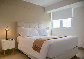 w Contemporary 2BR w Balcony in Barranco