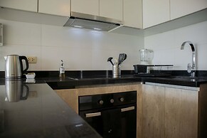 w Contemporary 2BR w Balcony in Barranco