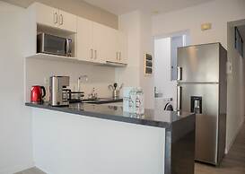 w Minimalist 2BR w Balcony in Barranco