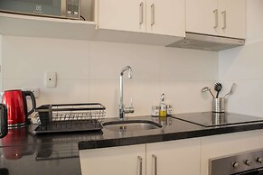 w Minimalist 2BR w Balcony in Barranco