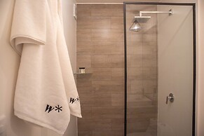 w Stunning 1BR in Miraflores