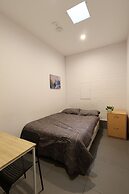 Quokka Backpackers Hostel Perth - note - Valid passport required to ch