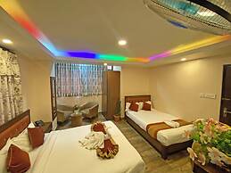 Hotel Tara Suites