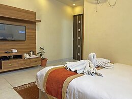 Hotel Tara Suites