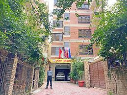 Hotel Tara Suites