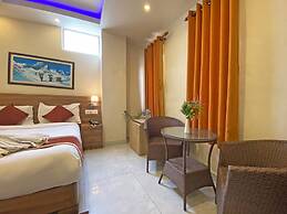 Hotel Tara Suites
