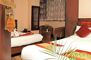 Hotel Tara Suites