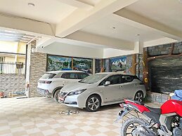 Hotel Tara Suites