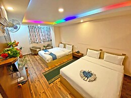 Hotel Tara Suites