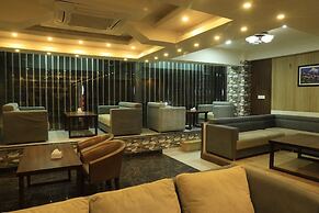 Hotel Tara Suites
