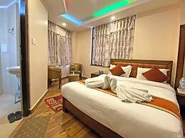Hotel Tara Suites