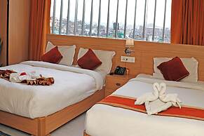Hotel Tara Suites
