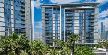LUX The Bluewaters Island Suite 2