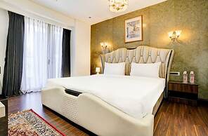 Townhouse Magarpatta City Emerald