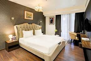 Townhouse Magarpatta City Emerald