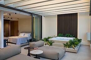 Fasma Suites Luxury Apartments in Piraeus