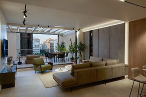 Fasma Suites Luxury Apartments in Piraeus