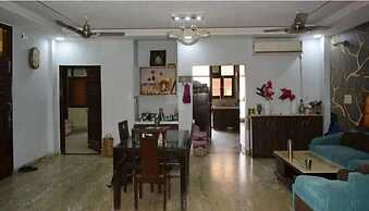 Castle Inn Serviced Apartment