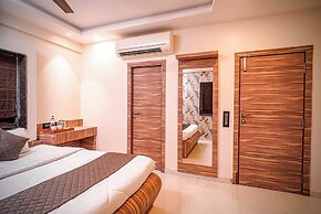 Roli Residency