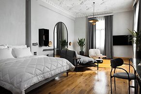 IL CONFORMISTA Casa Storica