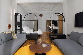 IL CONFORMISTA Casa Storica