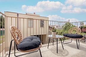 The Light Loft at BoaVista Flats