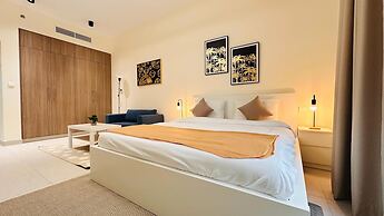 Luxurious apartments at JLT by Checkmyguest