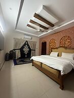 Sundas Lodge