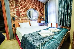 Squit Suits Hotel