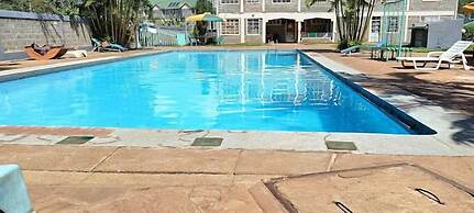 Golden Palm Breeze Hotel
