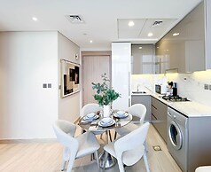 Elegant 1BR at Azizi Riviera Prime Location